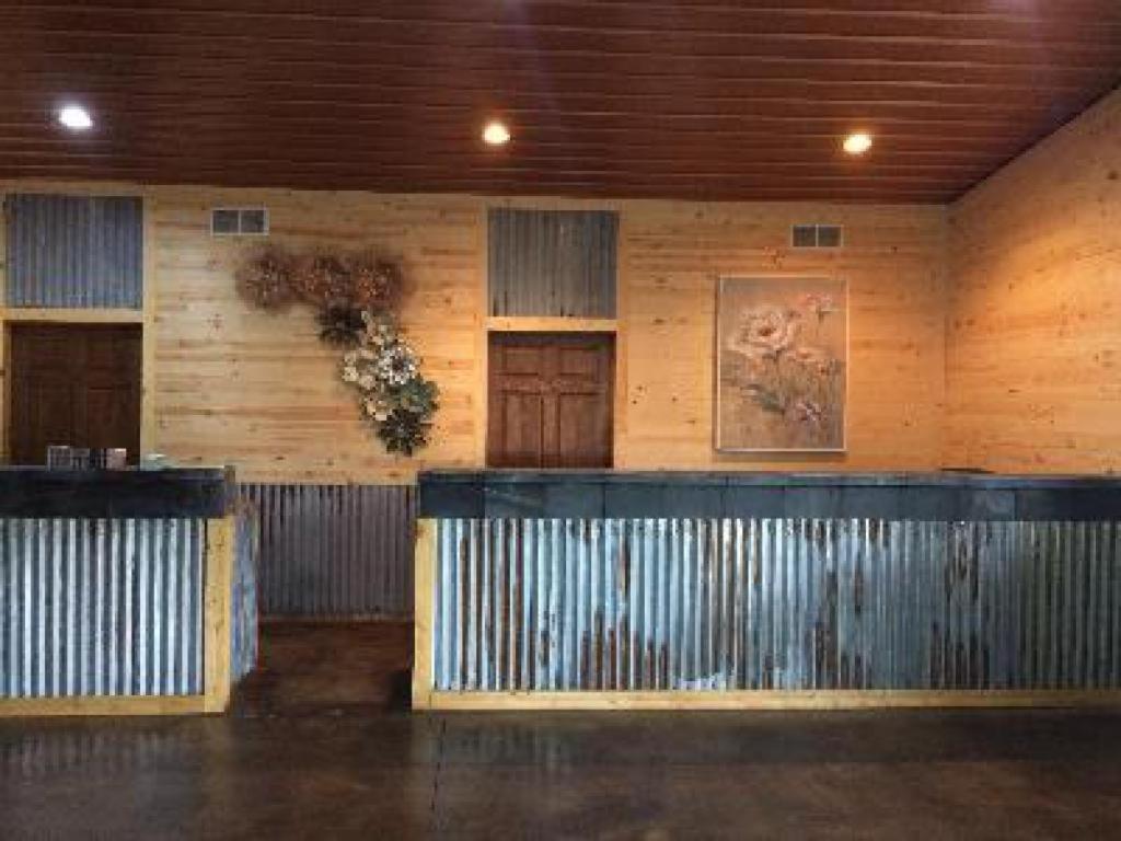 Big Horse Inn And Suites Lewistown Exteriér fotografie